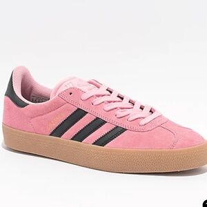 Adidas Women's Pink and Black Suede Sneakers